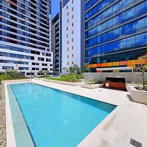 private-room-and-bathroom-in-amazing-inner-brisbane-apartment.queenslandhotels.net/